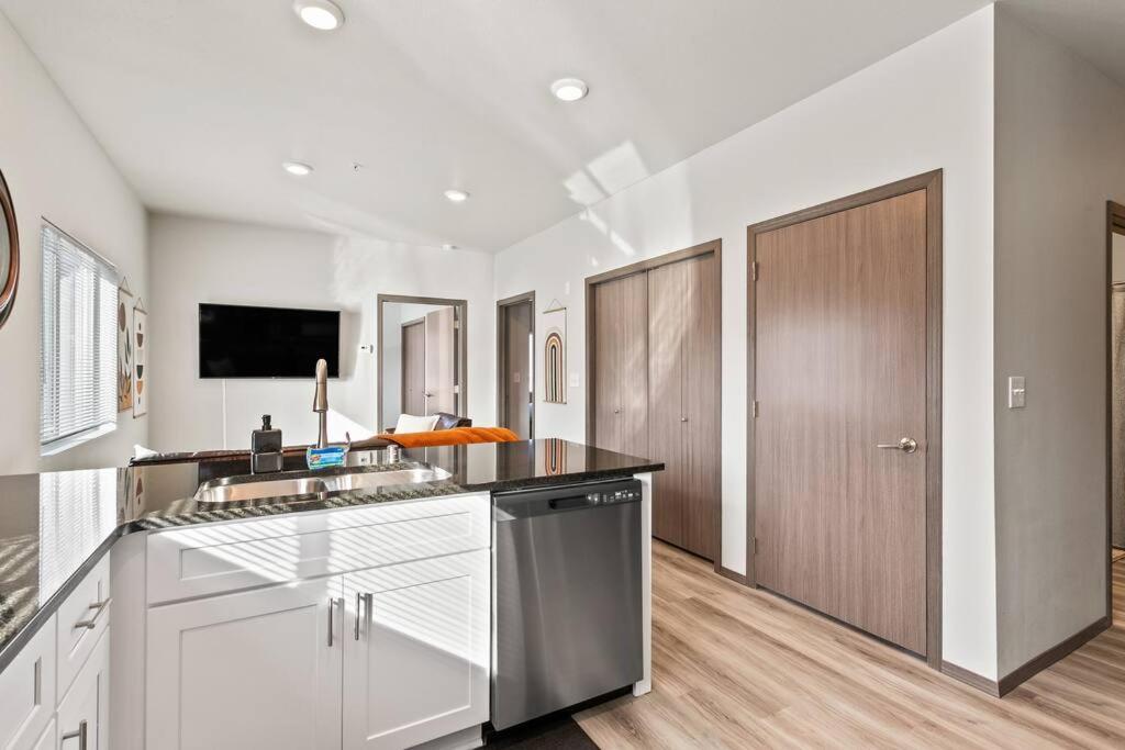 Апартаменти Brand New 2 Bed 2 Bath Near Perry District And Dt Спокен Екстер'єр фото